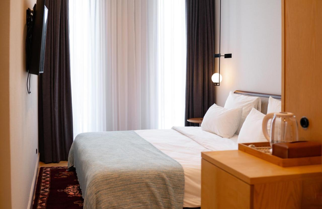 Pana Boutique Hotel Shymkent Luaran gambar