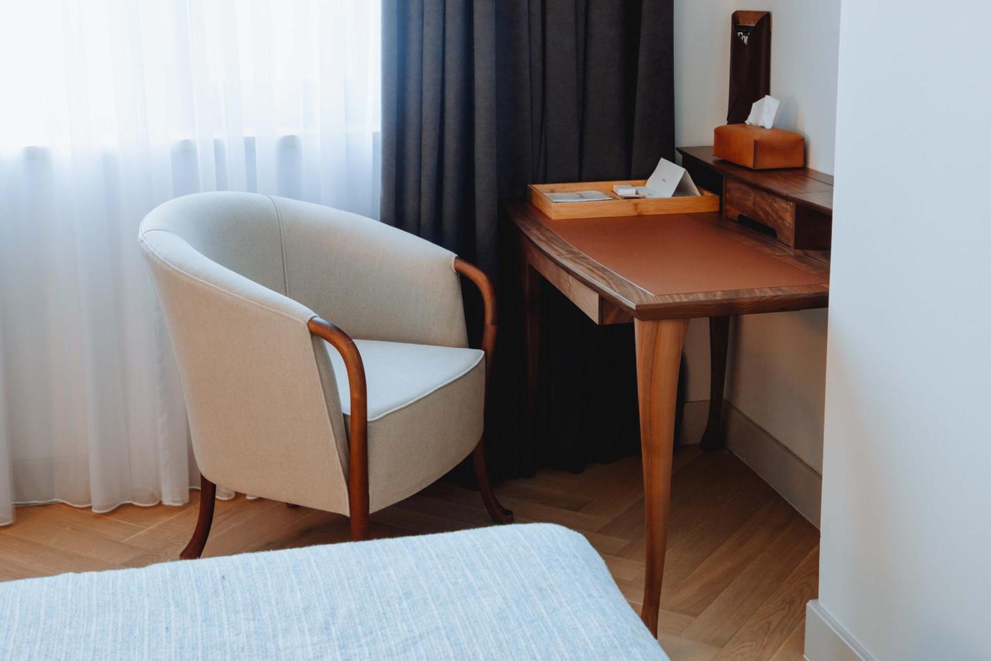 Pana Boutique Hotel Shymkent Luaran gambar